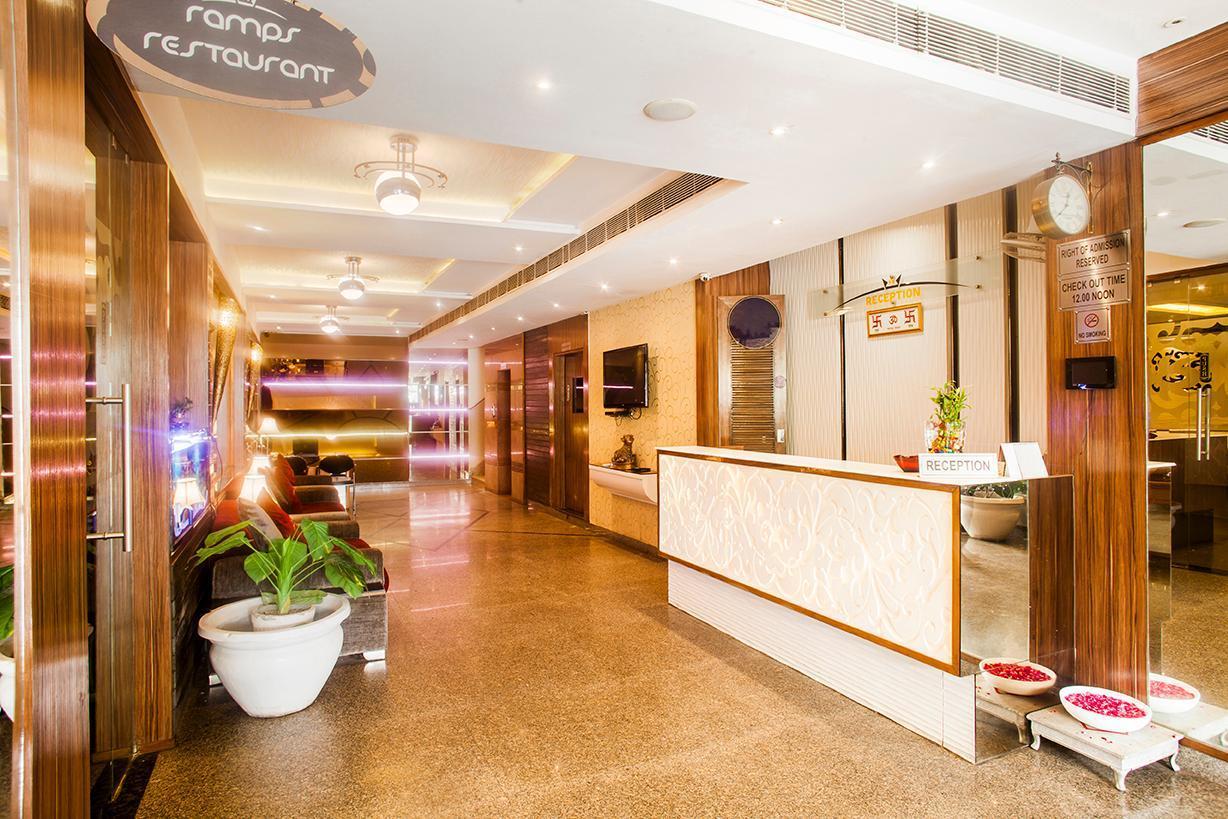 Hotel Poonam Plaza Agra  Exterior photo