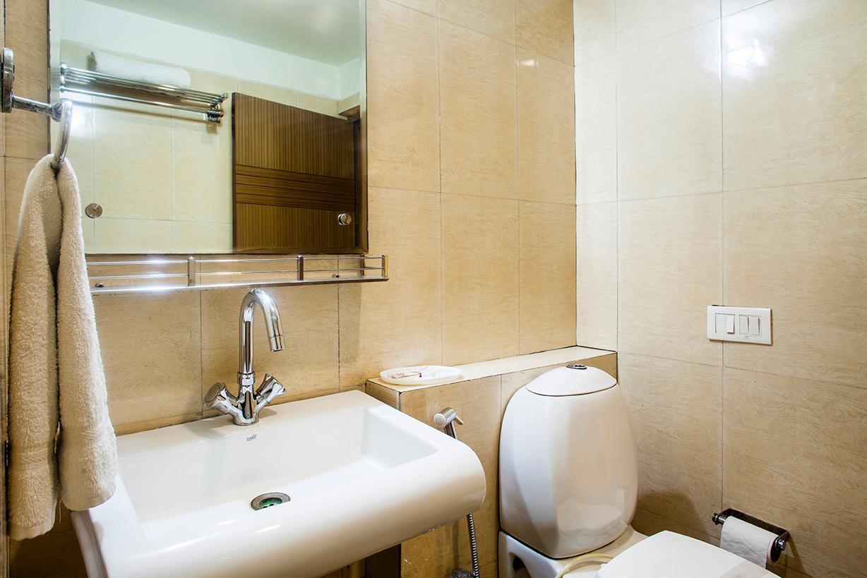 Hotel Poonam Plaza Agra  Exterior photo